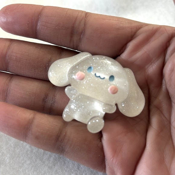 Cute Glittery Cinnamoroll Flat Charm - Picture 4 of 4